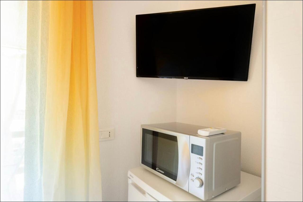 Casa Sharon Appartamento Vista Mare Ad Olbia Esterno foto