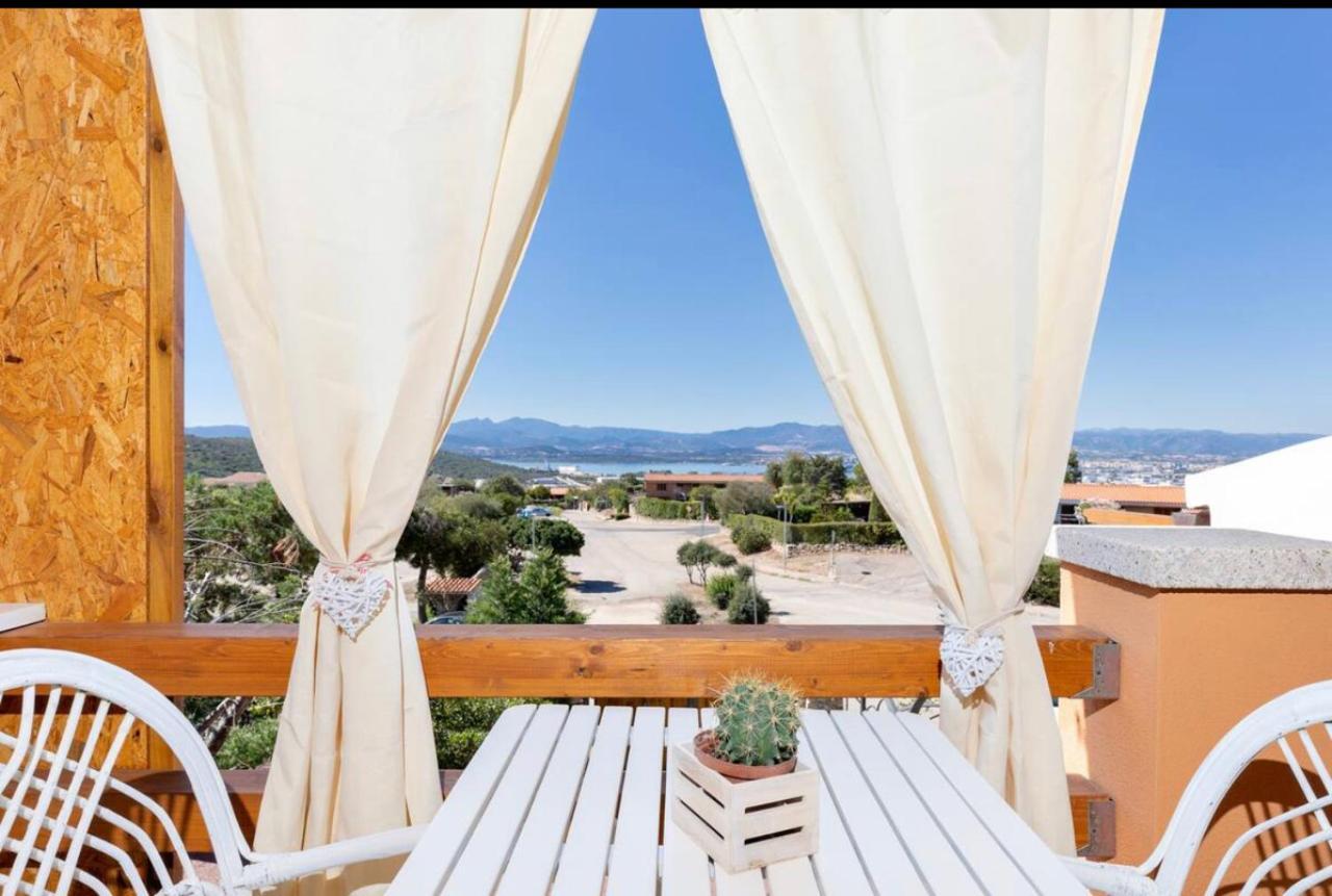 Casa Sharon Appartamento Vista Mare Ad Olbia Esterno foto
